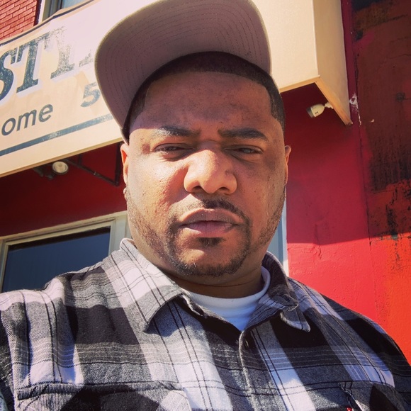 Meet your Posher, Martell - Picture 1 of 1